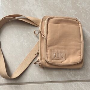 Beis Sport Sling Bag